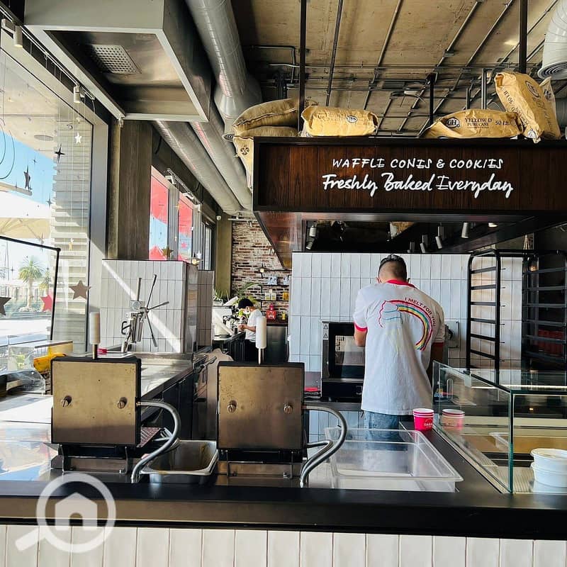 9 e09379e0-5c9f-4140-9f4e-64ef40d6f0f7. jpg