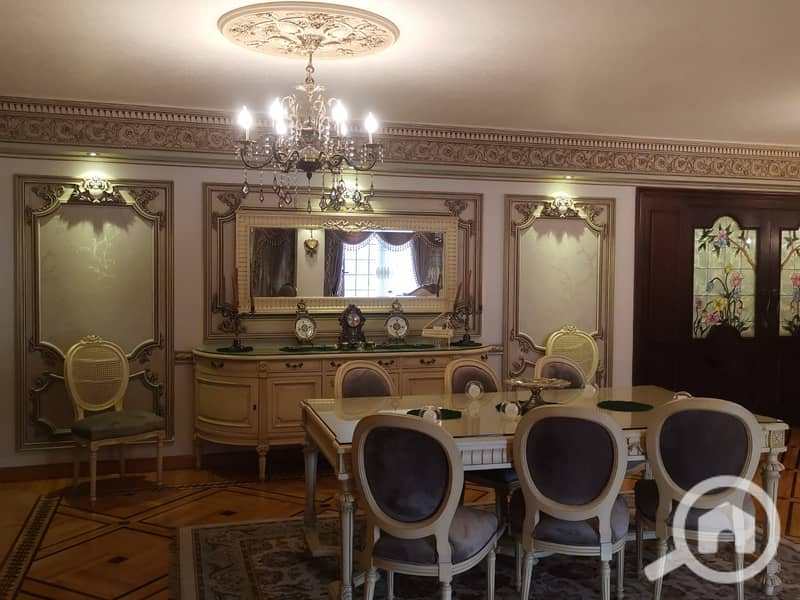 4 5c797690-75c2-400d-a0e1-b058253b61cd. jpg