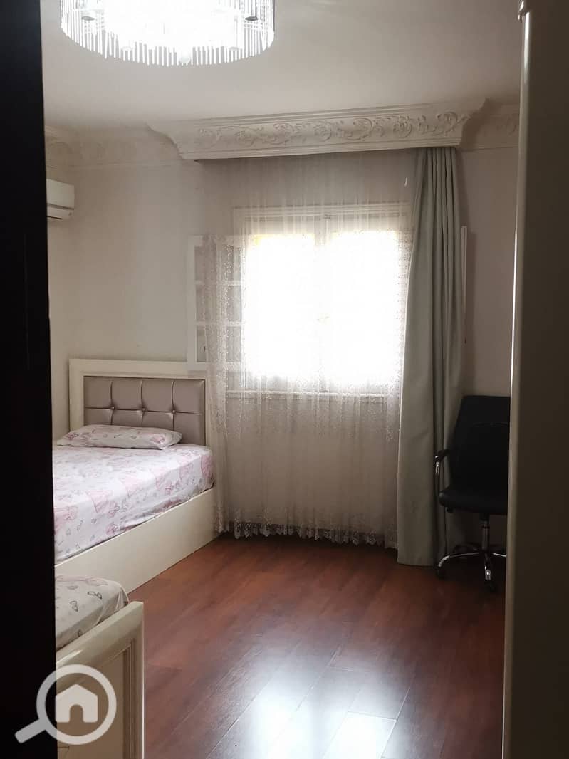 8 98b80548-8f6c-4dd1-a1f0-fe619fbfa67a. jpg