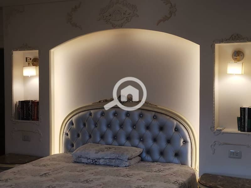 10 347d2258-baac-41a5-ab34-54387aa823d5. jpg