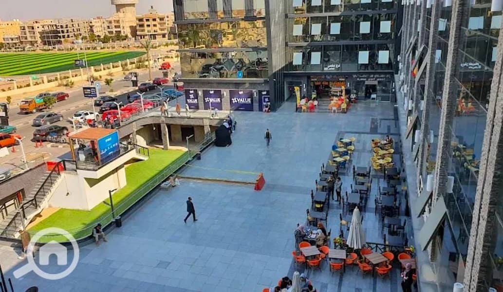 2 e9fa3e11-3548-43af-a2f2-900e50a6fc4f. jpg