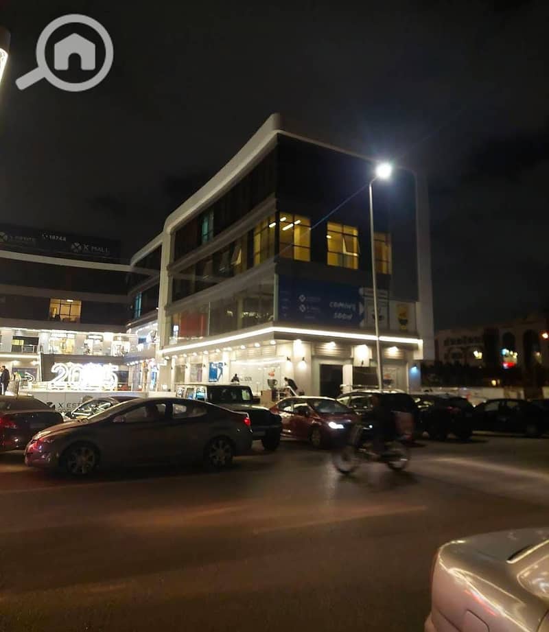 7 1661f4bc-d0c5-411a-94c2-d136448d7555. jpg