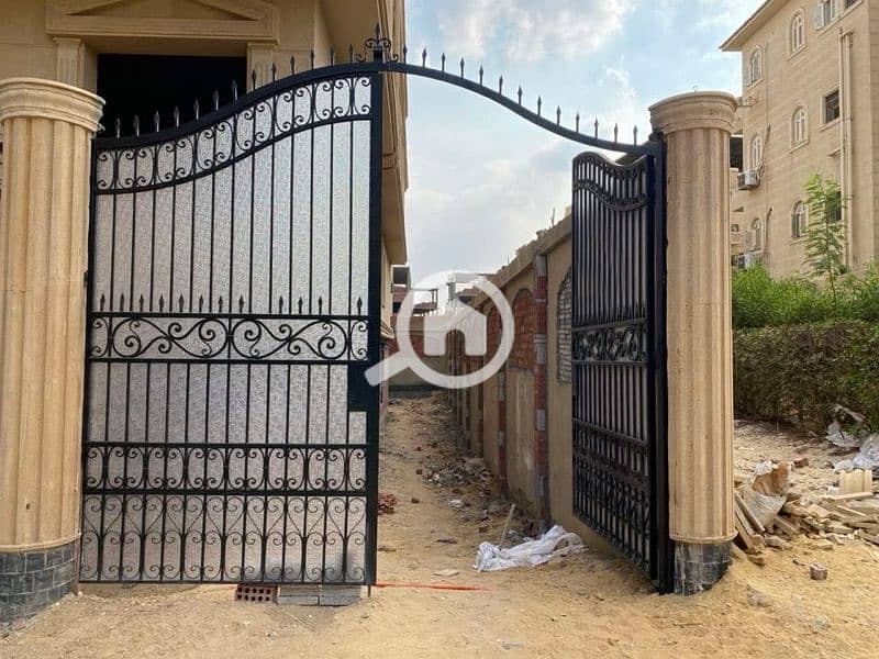 لقطة لقطة غرب سوميد دوبلكس للبيع ٣٥٠م بحديقة روعه السياحية السادسة لقطة لقطة غرب سوميد دوبلكس للبيع ٣٥٠م بحديقة روعه السياحية السادسة