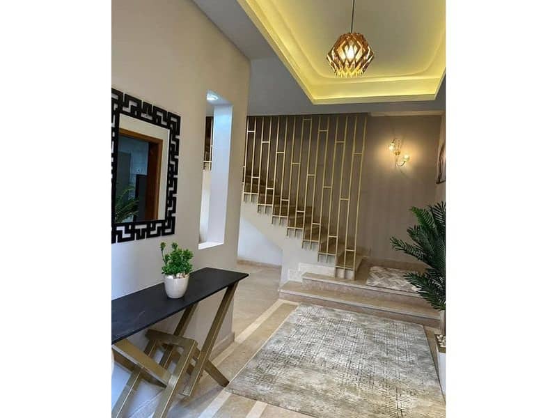 5 922836b1-5cdc-46b5-a2ba-4c6ef2bf0bba. jpg