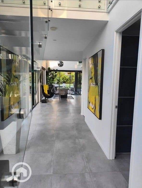 3 fbfd2816-e7ae-46c9-abe1-ba8b0694d096. jpg