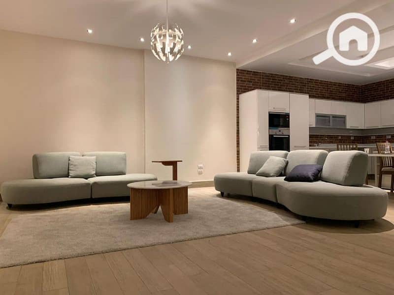 11 ba3557ac-a018-41ce-9c13-e93b18f740a7. jpg