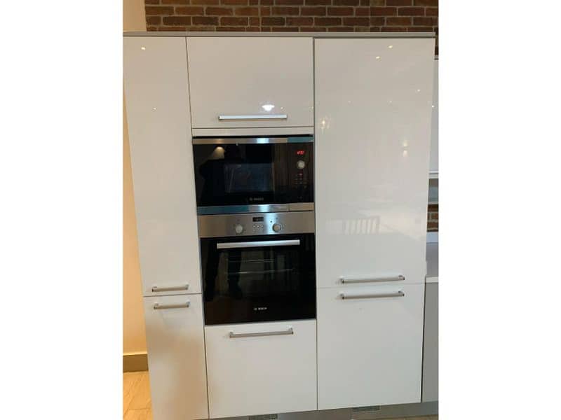 13 e5c2b2a0-b219-445f-a9c4-cd2e33043a5d. jpg