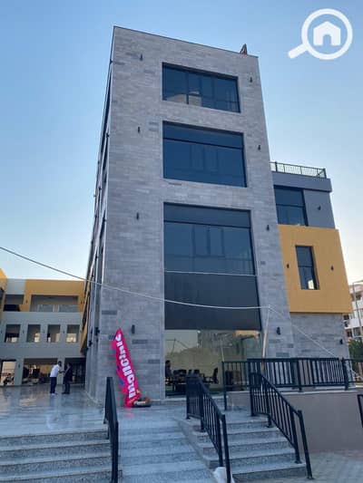 محلات تجارية  للبيع في مدينة الشروق، القاهرة - 3b723b52-0f95-4471-a1d2-620ccf35ad63 - Copy. jpg