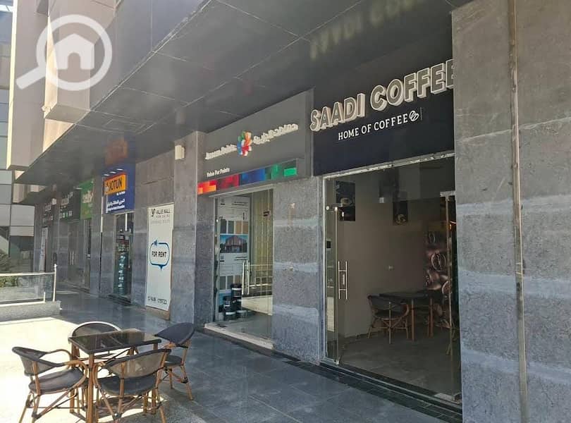 3 76327983-7d18-4744-b2a0-44bb85e760db. jpg