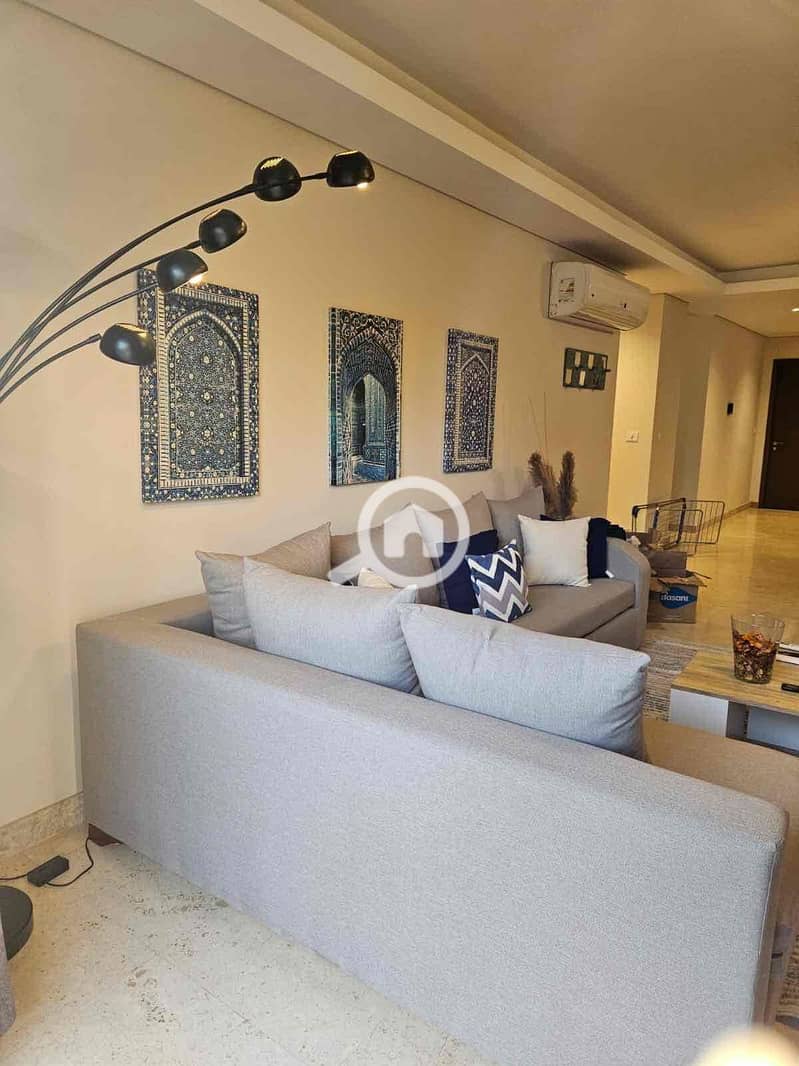 3 6e29d8bf-7211-4fd2-a726-13f2893692b8. jpg