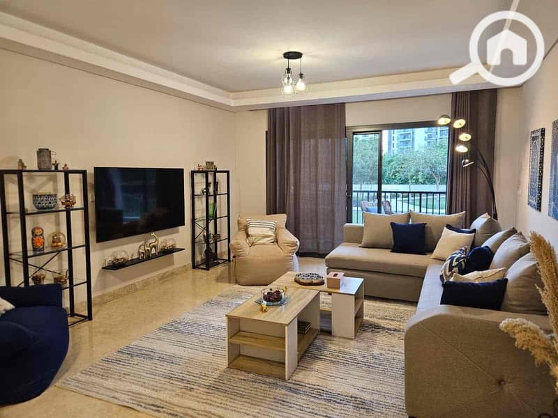 4 dd8dab02-2ce5-4c77-803f-197a8c473fe1. jpg