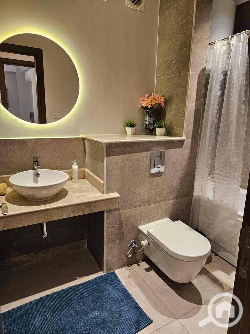 17 e0c480da-c923-49d9-ba9d-07a36e293f34. jpg