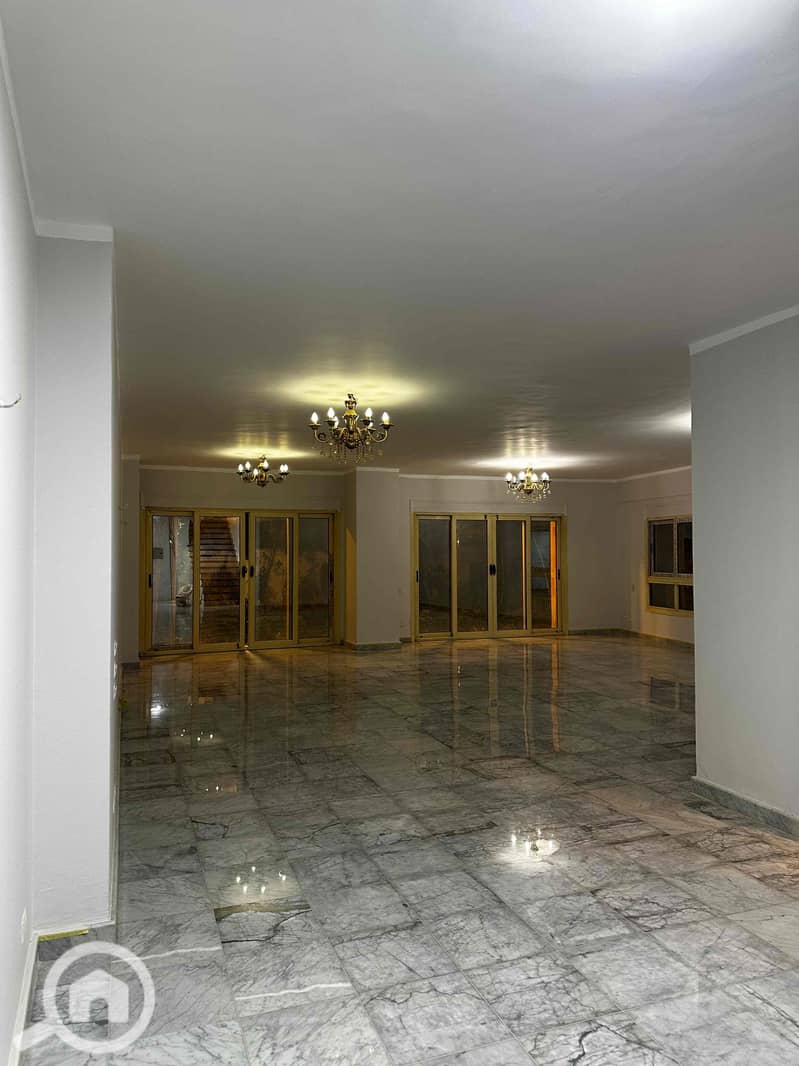 4 c61eccc9-add1-4232-8559-7c978227d29d. jpg