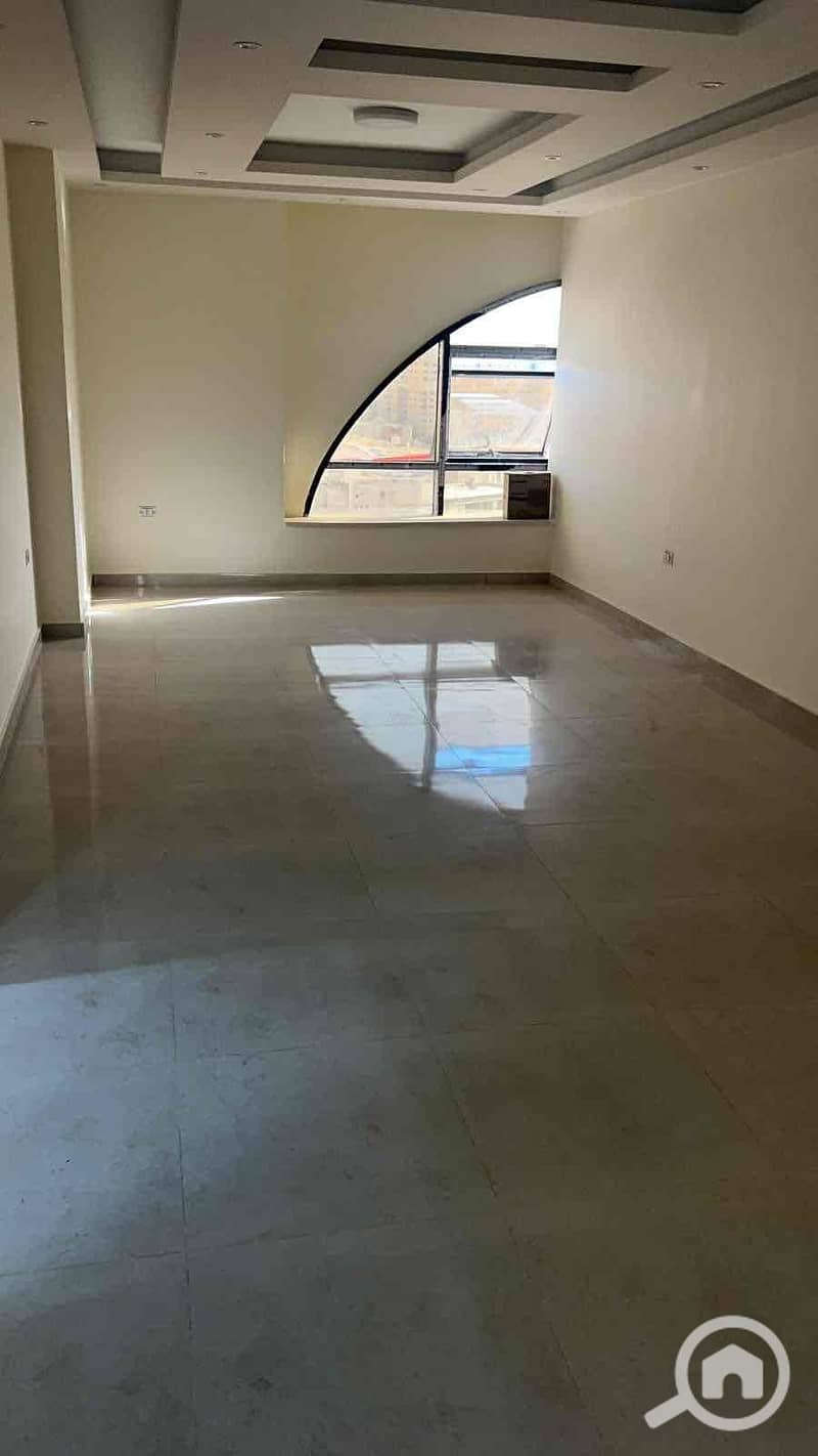 7 2cfd66b3-ed9d-47f4-b54a-8ba5c3b4c031. jpg