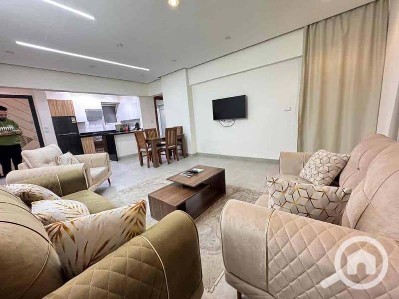 3 b36a8ab1-3a23-4025-ac3d-6cb4c94e26ab. jpg