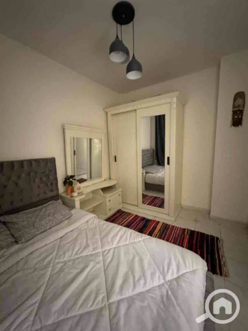 5 03c8d3a6-c8a8-480f-89c9-9c3b4de8c998. jpg