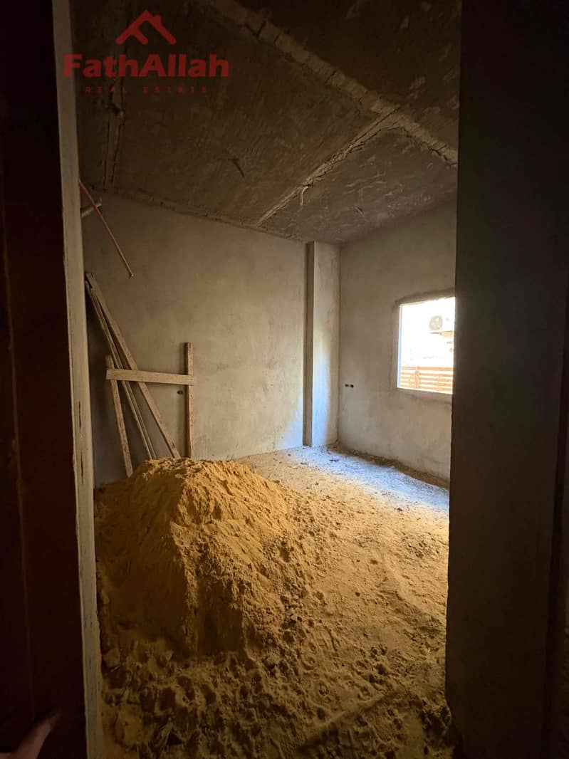 4 95b5ef11-7cde-40c4-9482-654c31e17e94. jpg