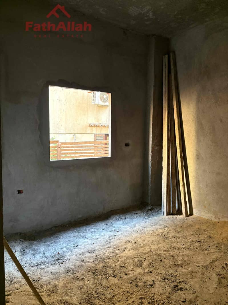 10 54961947-9338-409b-a4ec-d6e85b772e97. jpg