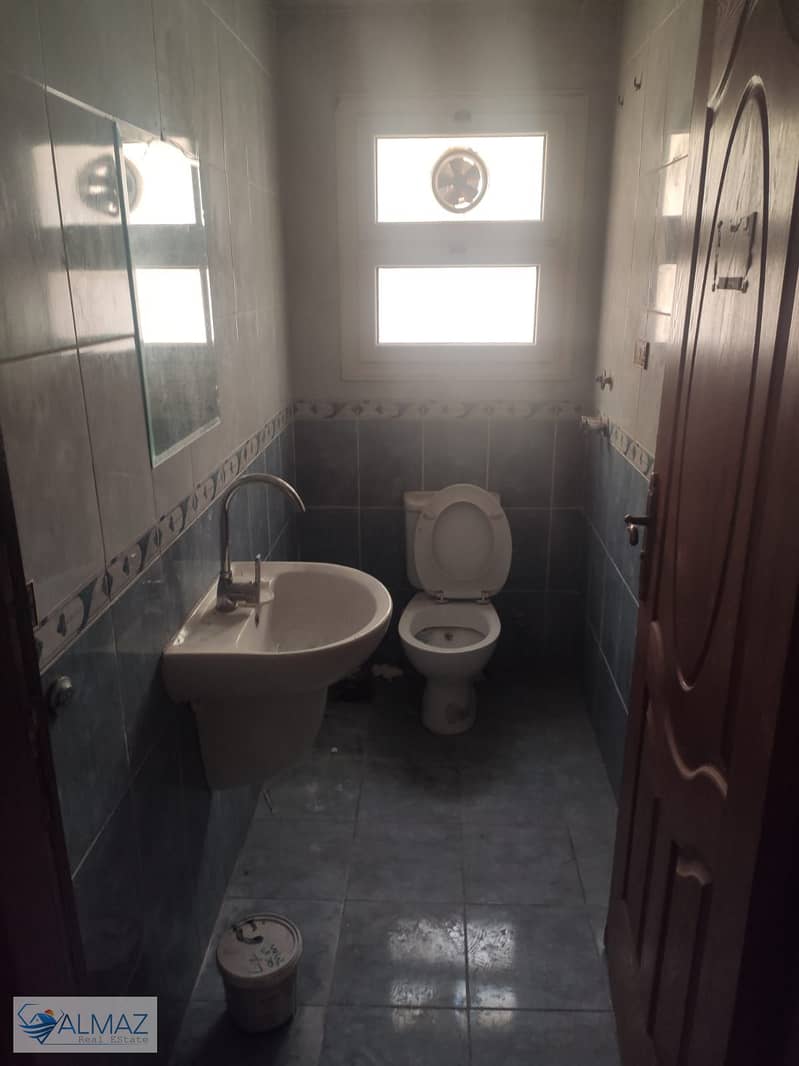 12 WhatsApp Image 2025-10-25 at 10.22. 41 AM (2). jpeg