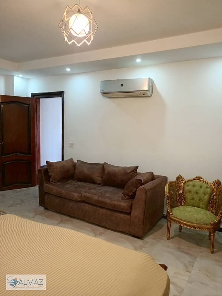 12 WhatsApp Image 2025-09-24 at 3.15. 08 PM. jpeg