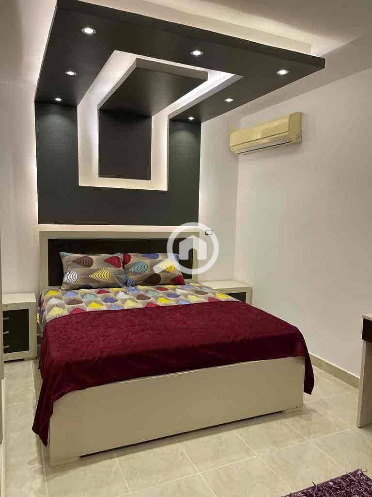 4 b0c34bf8-f134-48af-bf09-8c0b33b45207. jpg