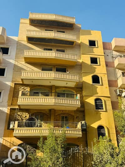 فلیٹ 4 غرف نوم للبيع في 6 أكتوبر، الجيزة - راااااااااااااابع. jpg