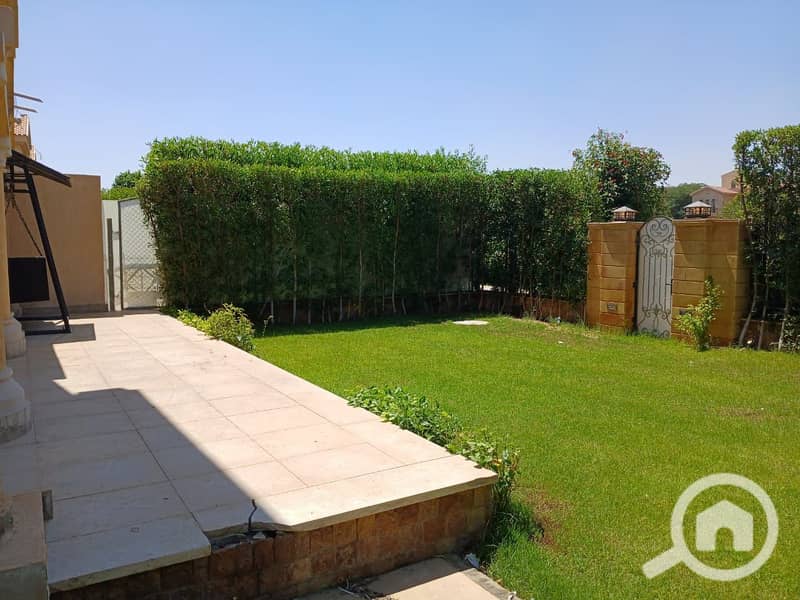 10 ffb0781b-8597-4392-a4ef-cd2d266073fa. jpeg