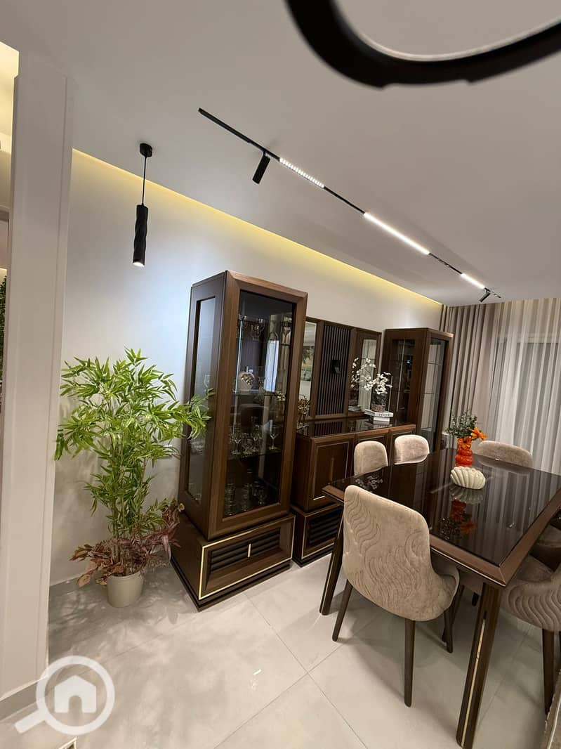 11 WhatsApp Image 2025-10-01 at 3.16. 08 PM. jpeg