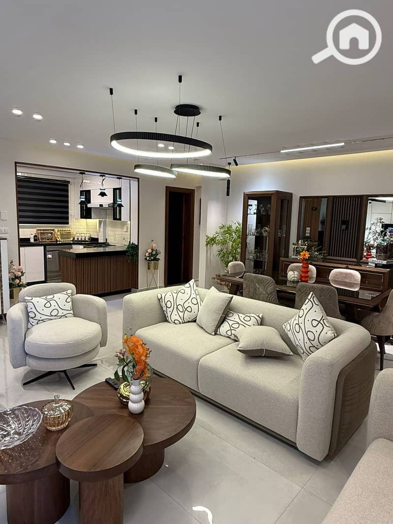 18 WhatsApp Image 2025-10-01 at 3.16. 19 PM. jpeg