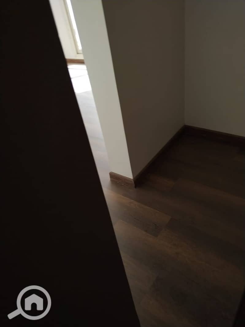 16 WhatsApp Image 2025-10-23 at 4.35. 43 PM (1). jpeg