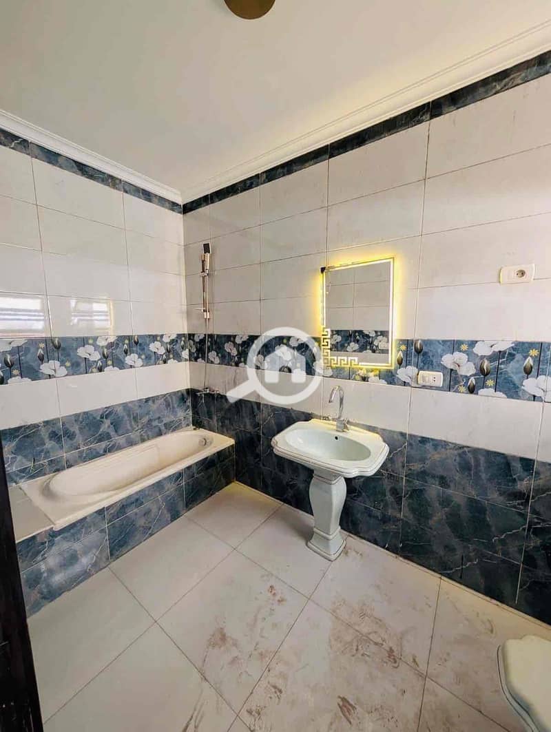 6 7e88e9f6-467b-4efa-be70-5dc59867913e. jpg