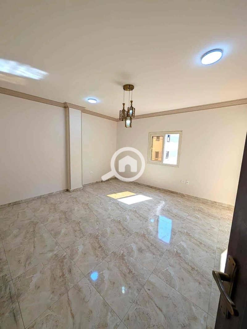 11 21e96f83-352e-4871-8543-14744d21abd0. jpg