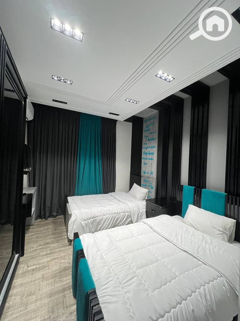 9 e38cf257-c414-4124-affa-ce05e6d2612c. jpg