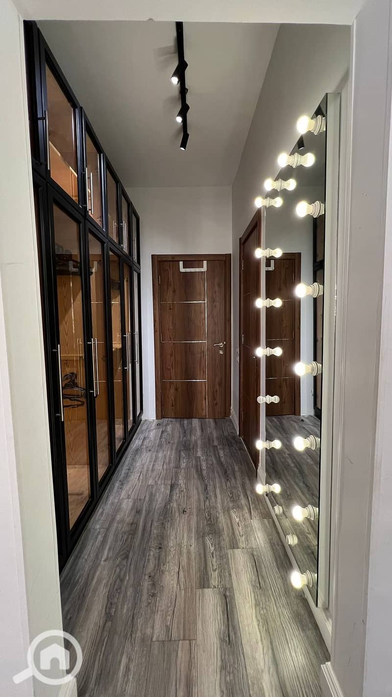 8 WhatsApp Image 2025-10-24 at 5.07. 00 PM (1). jpeg