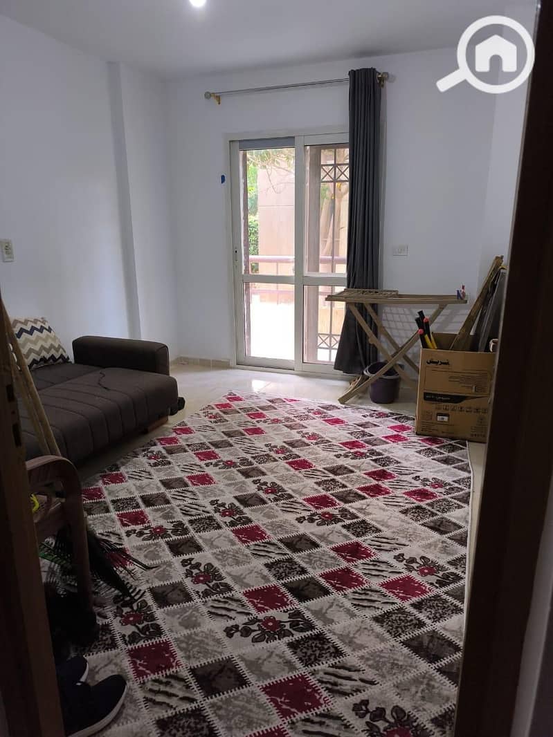 8 cbd7a5cb-0861-4a30-9acc-339c75138f7c. jpg