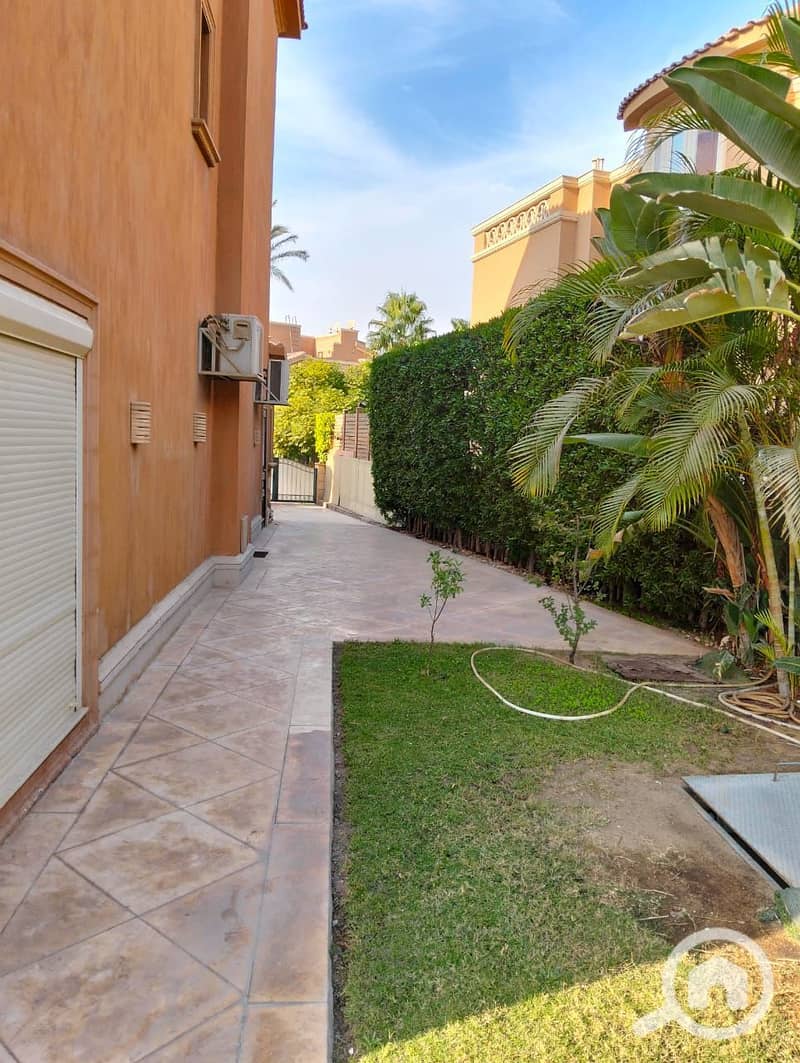 8 WhatsApp Image 2025-10-24 at 7.58. 14 PM (1). jpeg