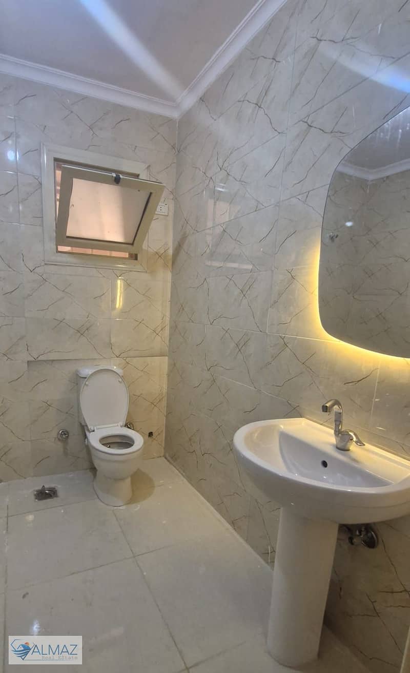 7 WhatsApp Image 2025-10-25 at 12.19. 47 PM (1). jpeg