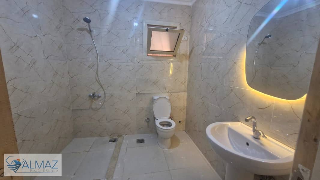 9 WhatsApp Image 2025-10-25 at 12.19. 50 PM. jpeg