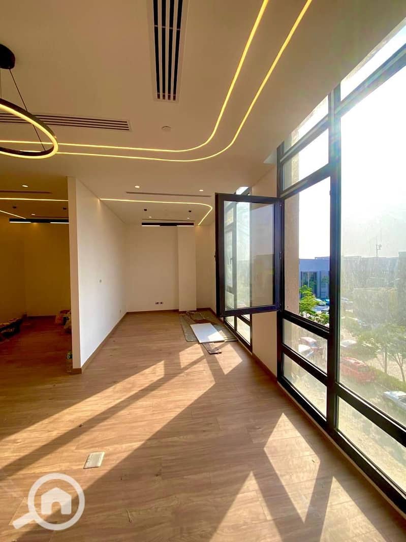 2 WhatsApp Image 2025-10-23 at 4.13. 33 PM (1). jpeg