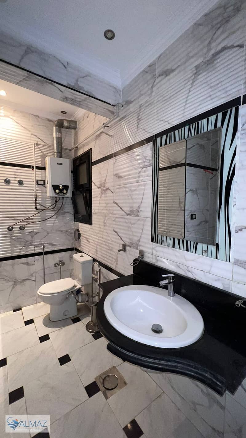 10 WhatsApp Image 2025-10-25 at 11.17. 00 AM (1). jpeg