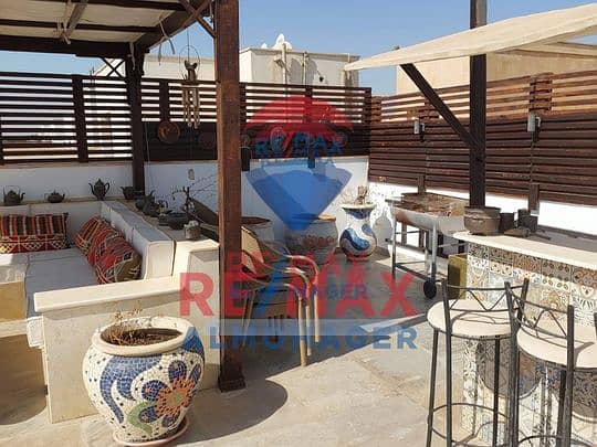 10 f4fc4d35-a6a9-4b9b-a5df-e1992e04ab02. png