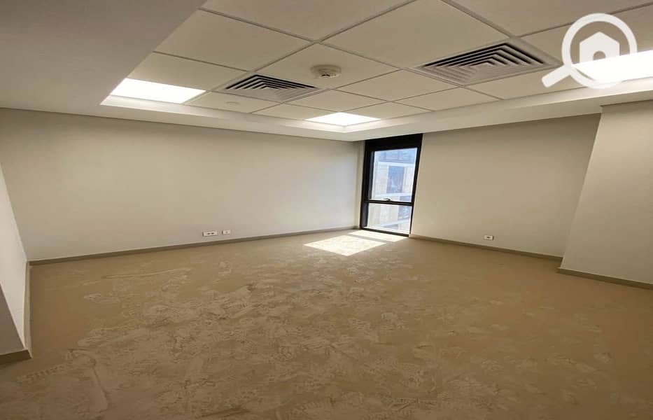 5 WhatsApp Image 2024-12-07 at 2.25. 42 PM (2)_1400x900. jpg