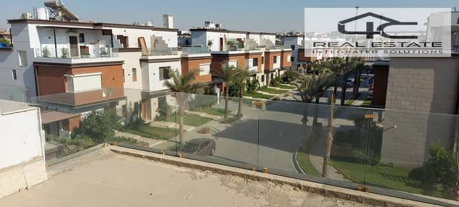 3 Bedroom Townhouse for Sale in New Cairo, Cairo - WhatsApp Image 2025-10-21 at 09.31. 59 (1). jpeg 3 Bedroom Townhouse for Sale in New Cairo, Cairo - WhatsApp Image 2025-10-21 at 09.31. 59 (1). jpeg