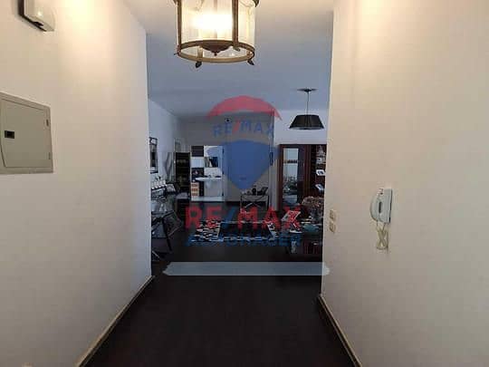 4 86f40d9f-32a7-4986-9da5-00337f840f0d. png