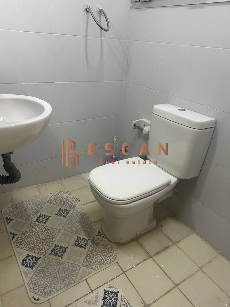 5 U531925 (14). jpeg