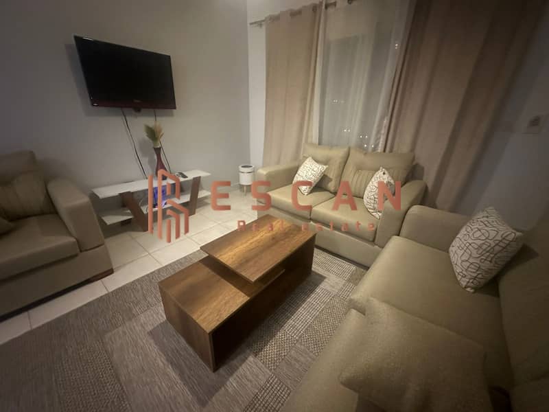 7 U531925 (12). jpeg