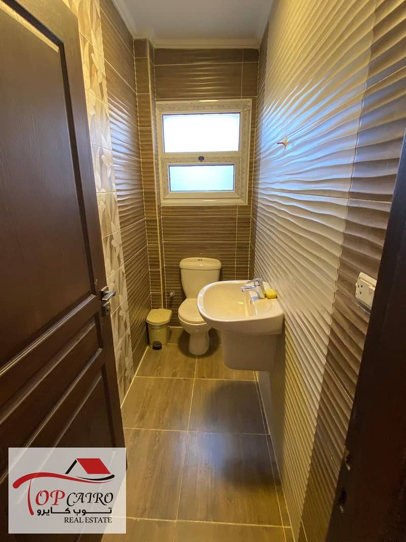 2 WhatsApp Image 2025-10-21 at 10.51. 33 AM (2). jpeg