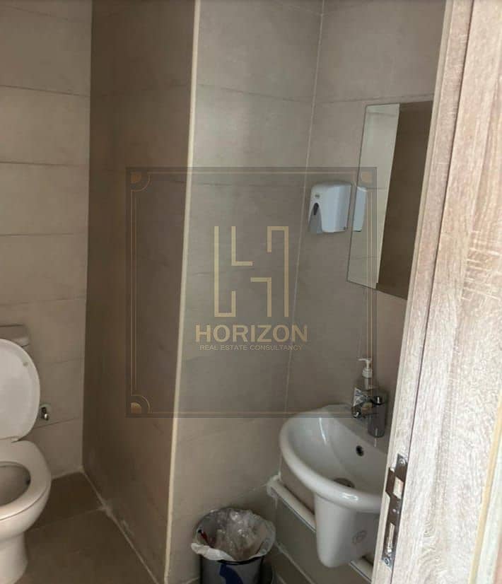 2 WhatsApp Image 2025-10-25 at 1.59. 04 PM (1). jpeg