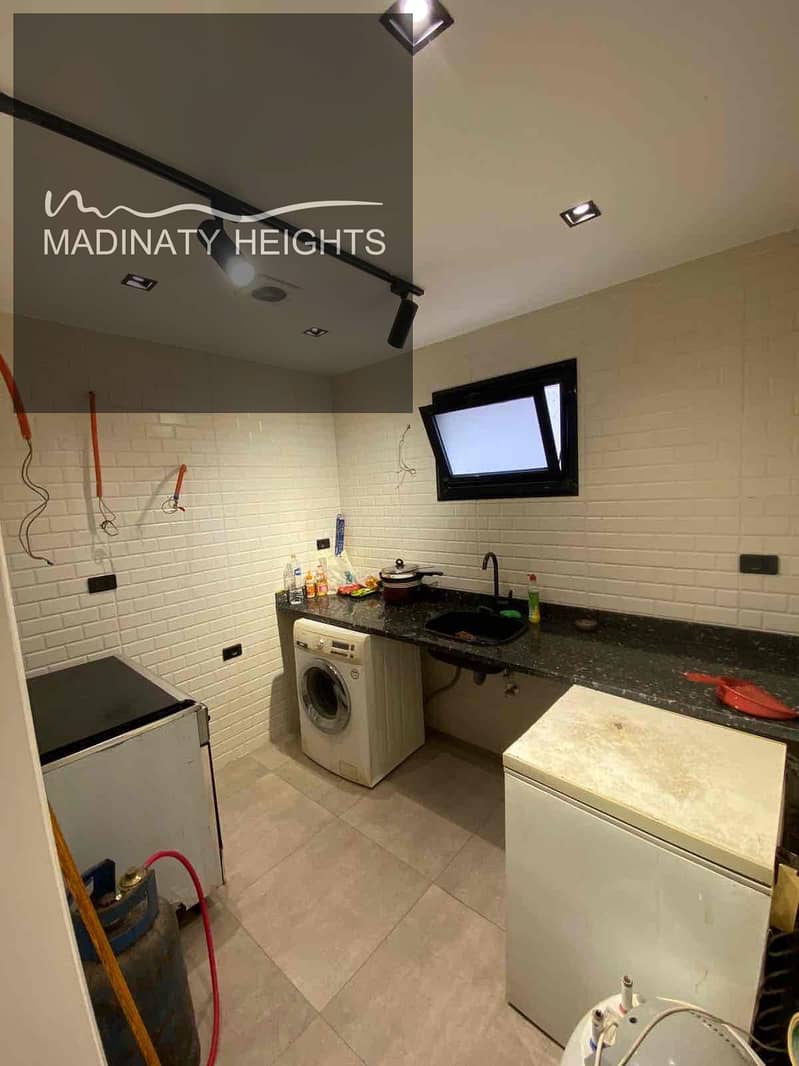 2 DEEC50B7-1AB2-4746-B892-4573840B92C0. jpg