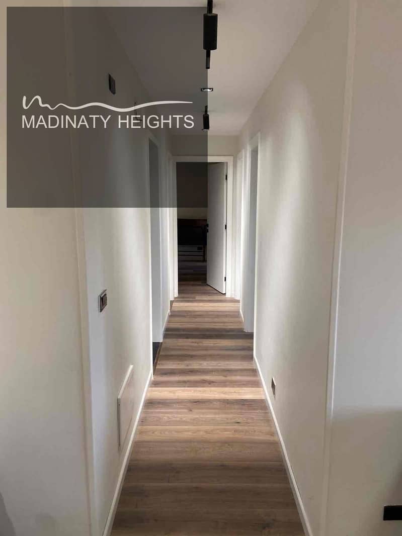 7 B4DAD060-7C9B-440C-87CB-1EB3035D8694. jpg